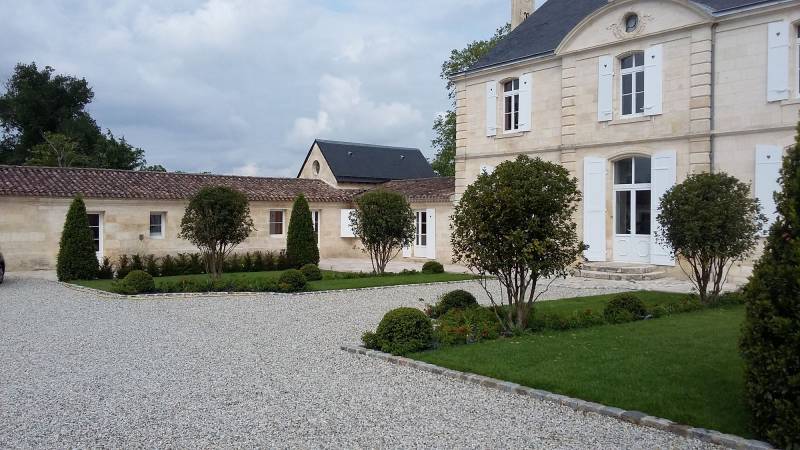 Paysagiste pour création de massifs à Saint Aubin de Médoc