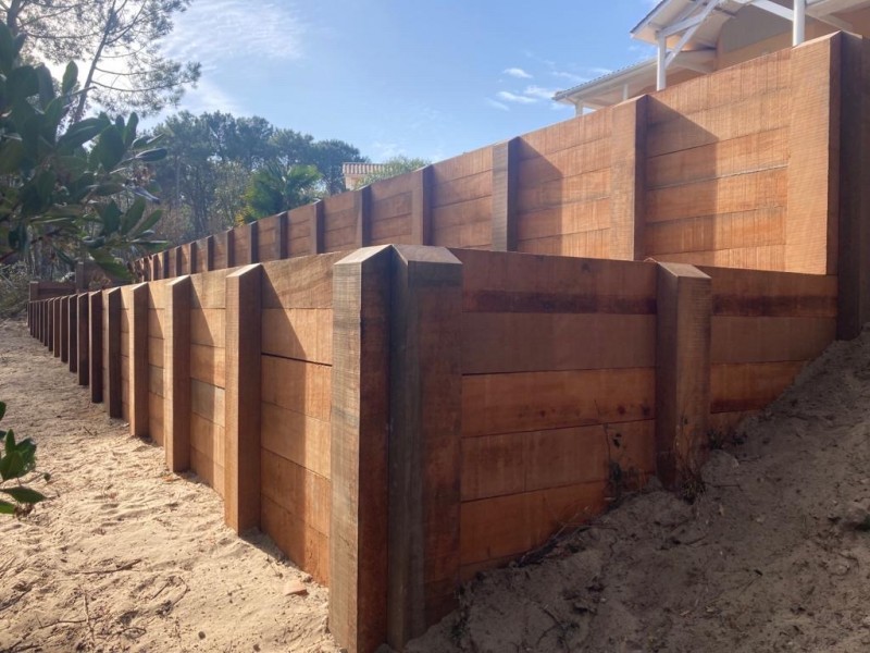 mur de soutenement en bois à lacanau