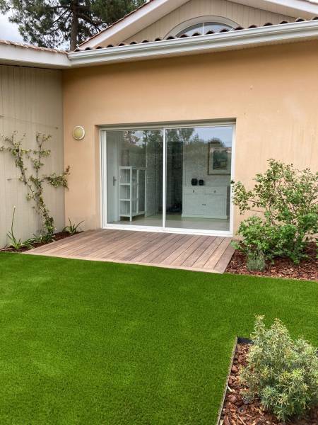 Paysagiste pour pose de terrasse en bois exotique à Lacanau Océan