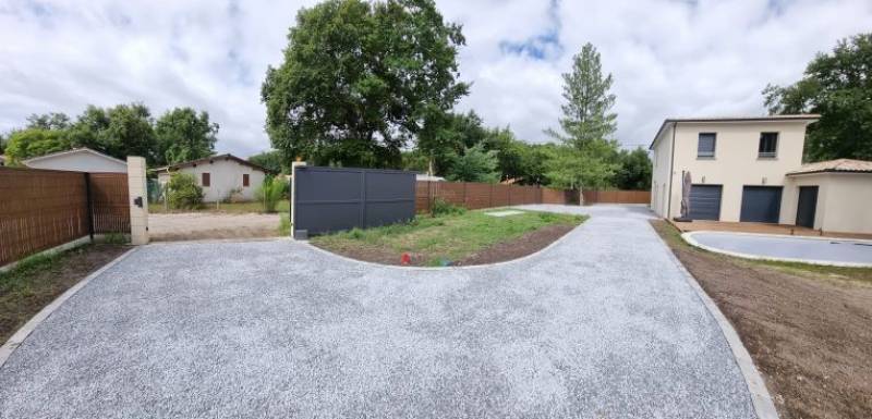 Création d'allées de jardin en gravier stabilisé à Arsac