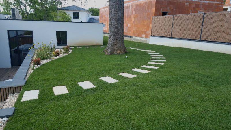 Pose de gazon en plaques à Saint Médard en Jalles