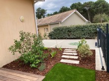 Notre zone d'activité pour ce service Création de jardin japonais traditionnel avec espace zen et fontaine par un professionnel en aménagement extérieur proche de